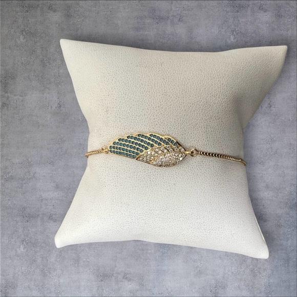 14K GP paved Angel wing Bracelet blue & clear CZ adjustable size - Picture 5 of 7